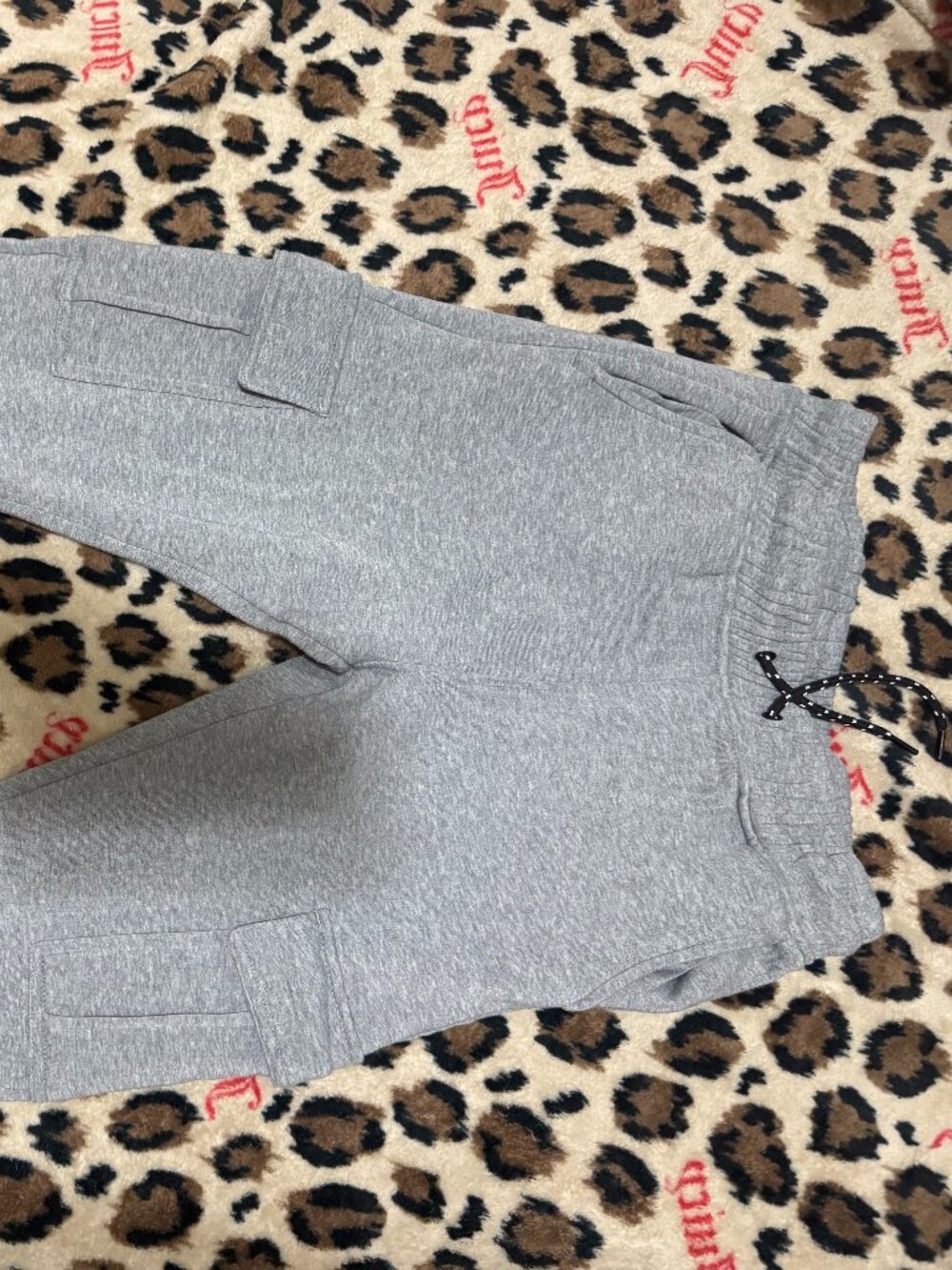 Joggers - Picture 2 of 6